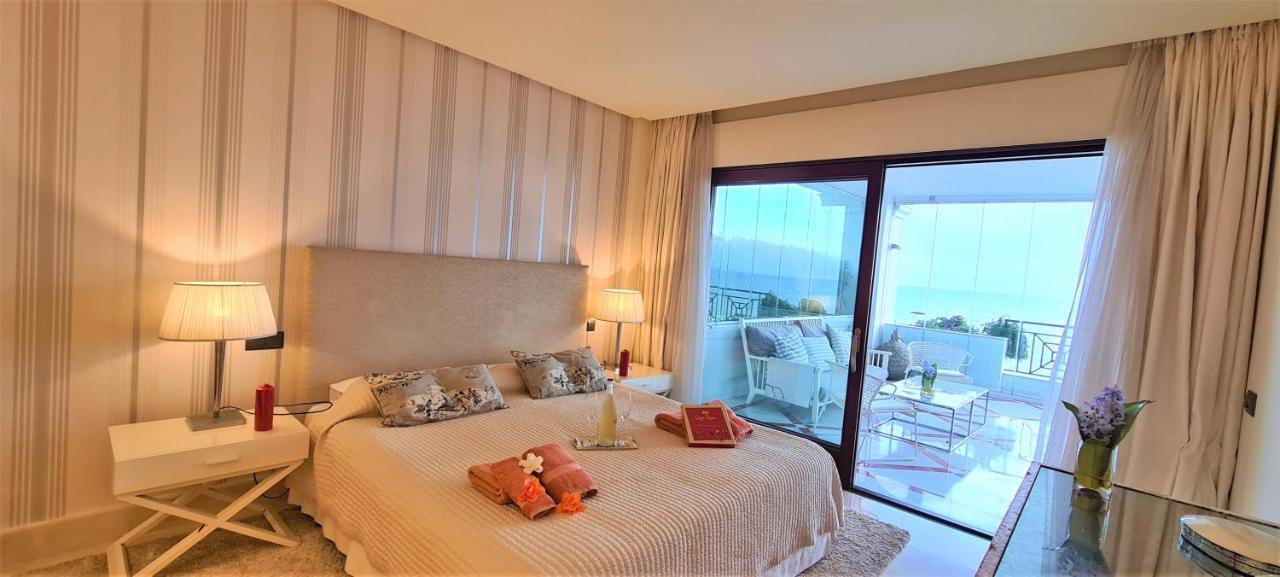 Luxury Apartment Frontal Beach In Doncella Beach Estepona Ngoại thất bức ảnh