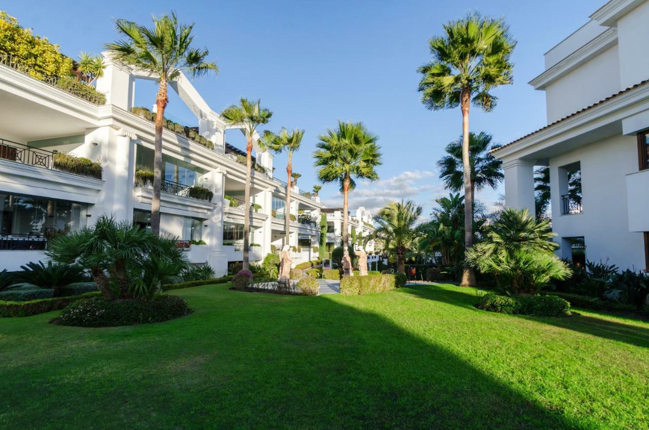 Luxury Apartment Frontal Beach In Doncella Beach Estepona Ngoại thất bức ảnh