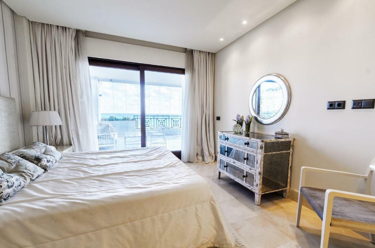 Luxury Apartment Frontal Beach In Doncella Beach Estepona Ngoại thất bức ảnh